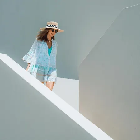 Nous Santorini Mesariá