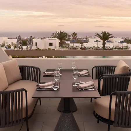 Nous Santorini